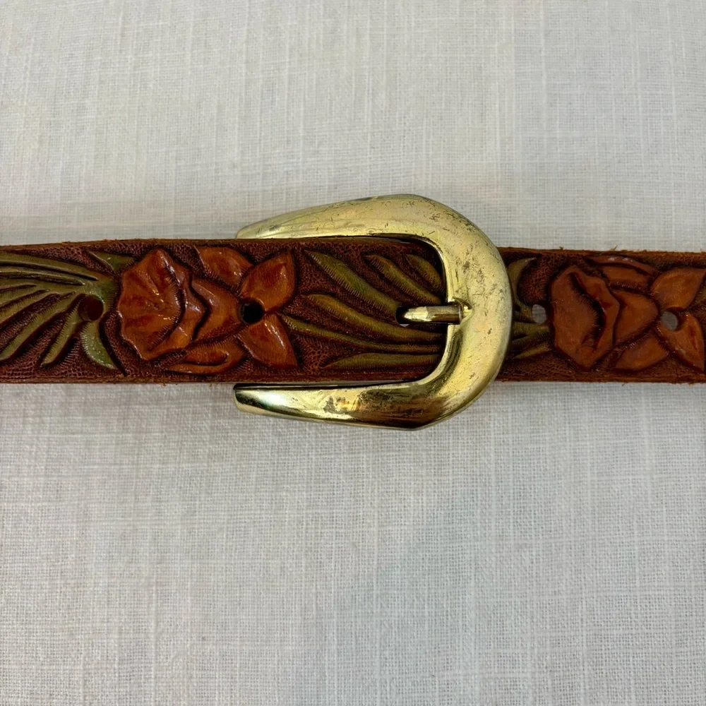 VTG Mexican Western Boho Hand-Tooled Floral Leather Belt with Gold Buckle